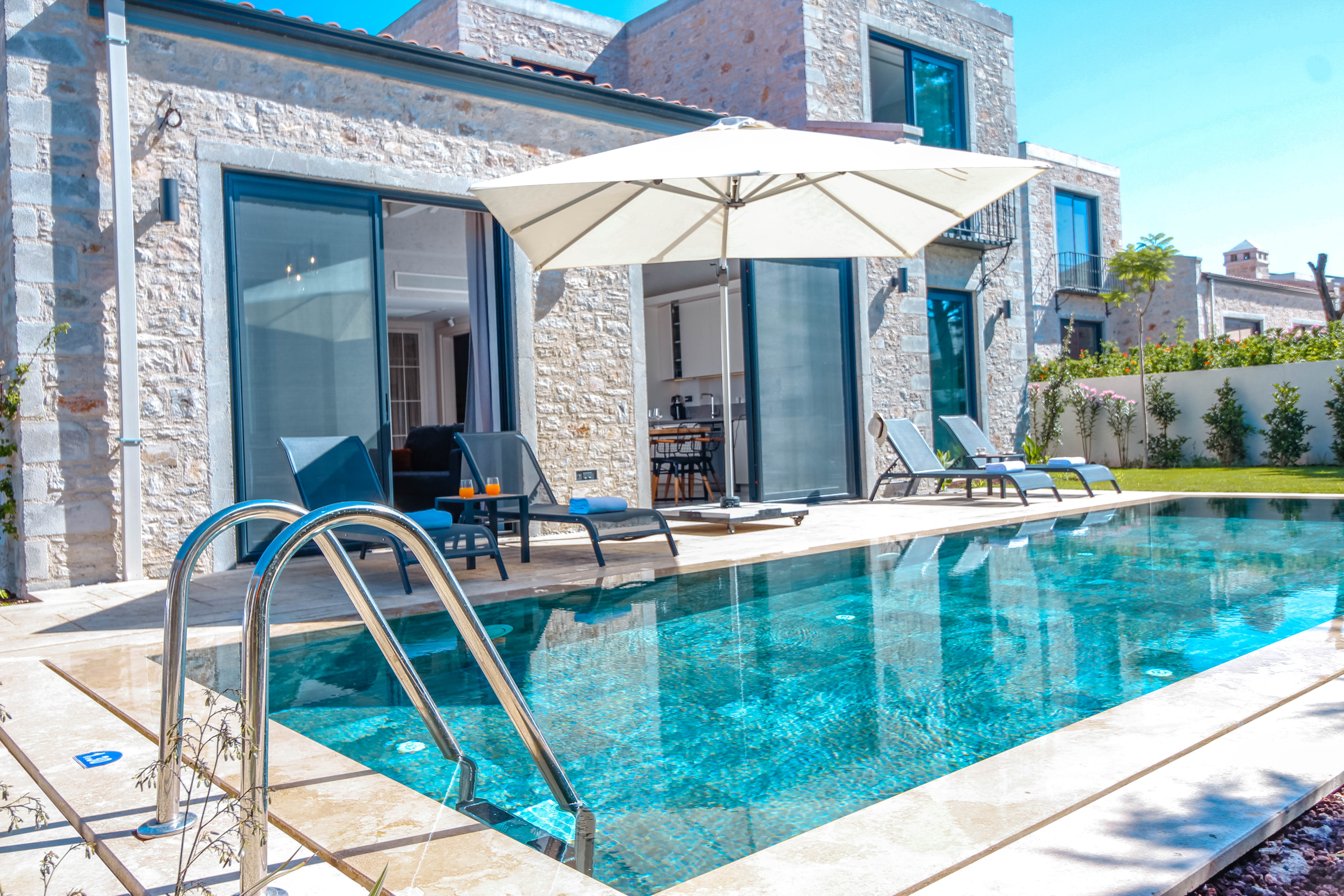 Villa havuz